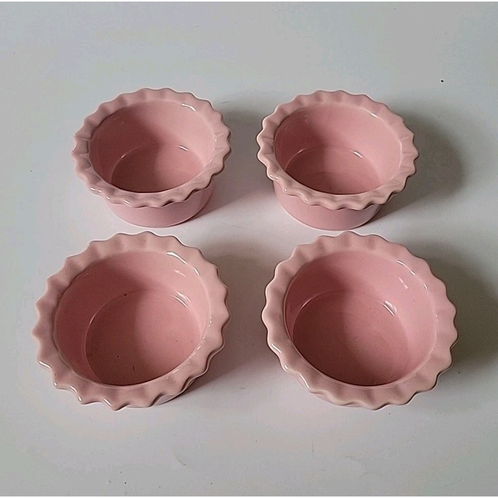 Chantal Pink Glazed Ceramic‎ Ramekins 1/2 Cup Set of 4 Ruffled Edge Bakeware